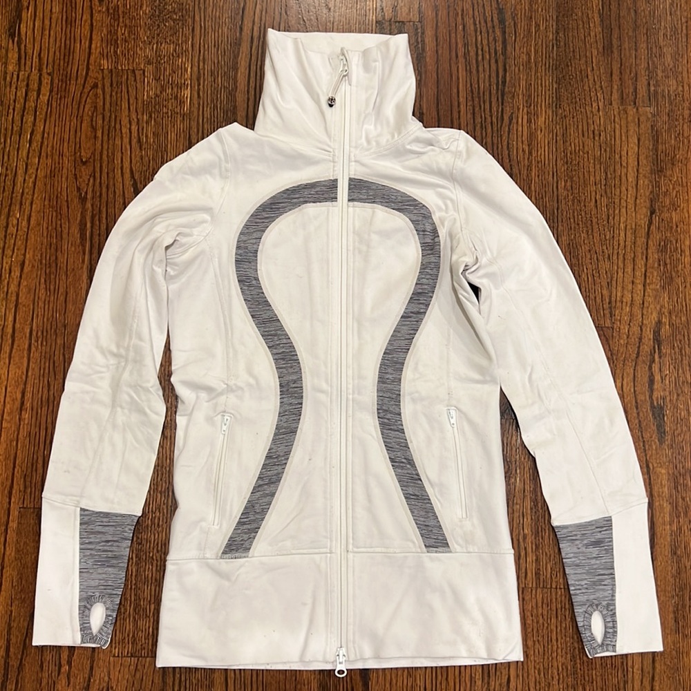 đLululemon In Stride Jacket! - Picture 7 of 12